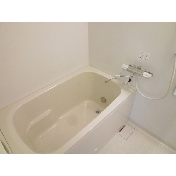 Bath. 201, Room photo