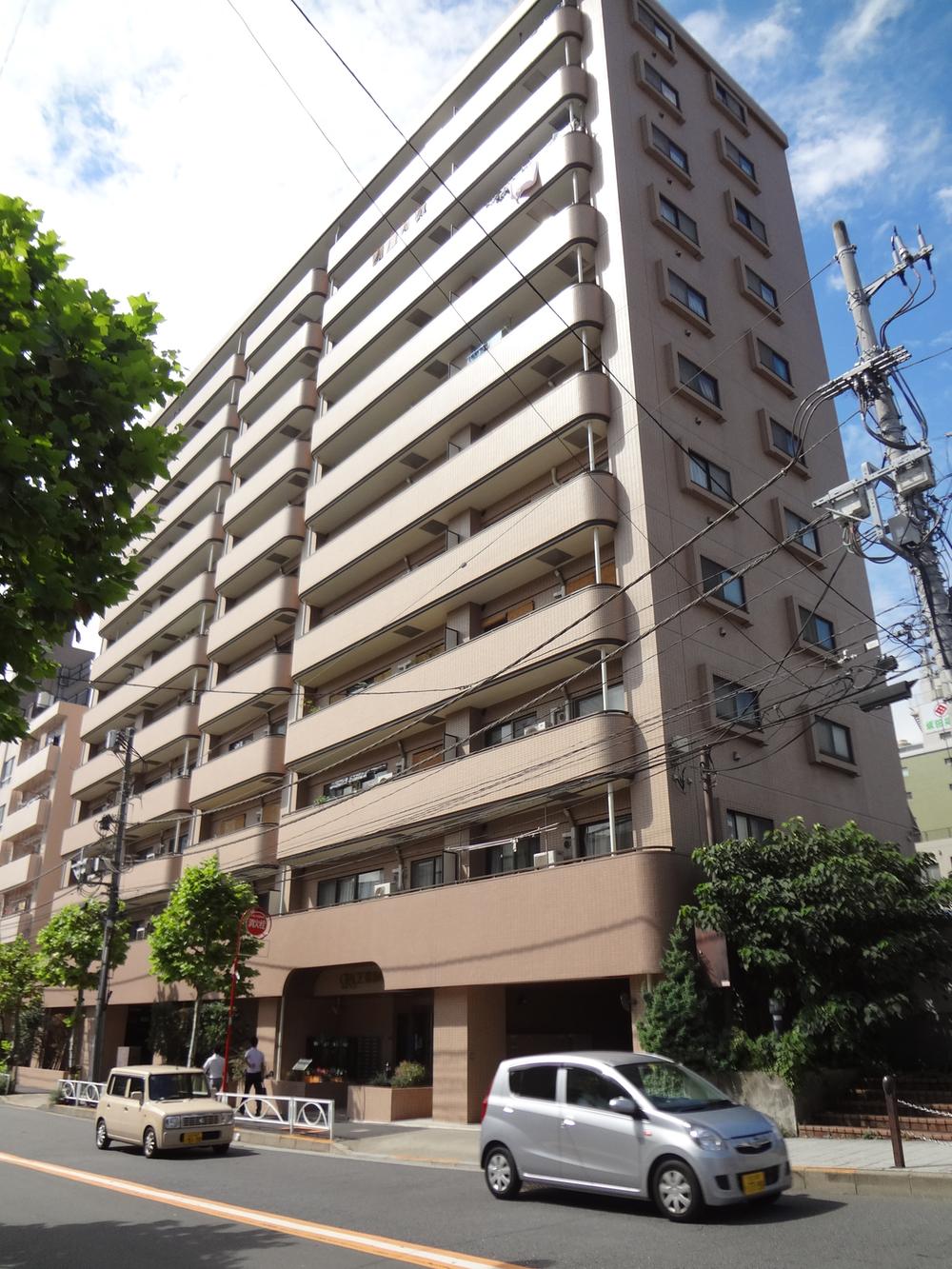 Local appearance photo. Local (10 May 2013) Shooting