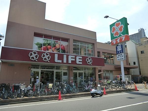Supermarket. Until Life Higashimukojima shop 447m