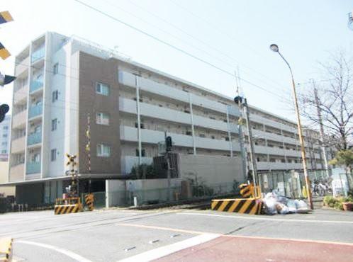 Local appearance photo. 2007 Built