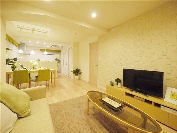 exhibition hall / Showroom. The insistence, Get a reasonable price. Whether the property of the building will look like equipment specifications, Open House affiliates "open house in the land of Sakurashinmachi Station walk 2 minutes ・ You can visit the showroom of Development ".