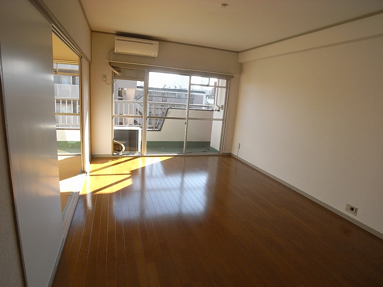 Living and room