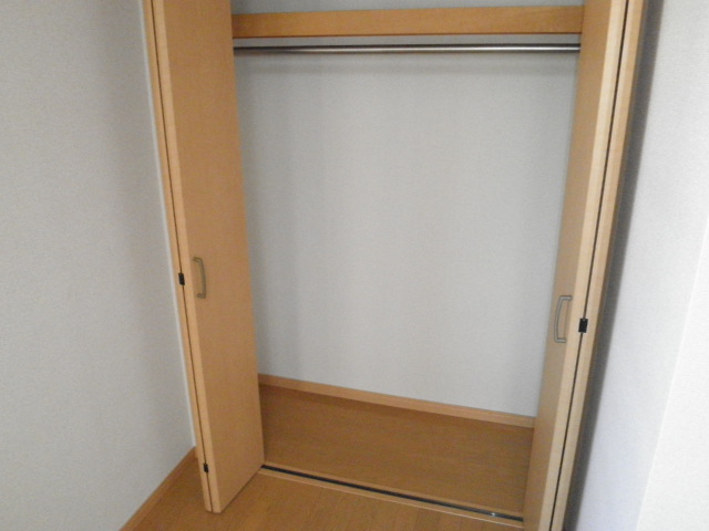Living and room. closet