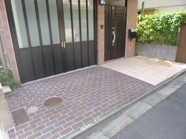 Local appearance photo