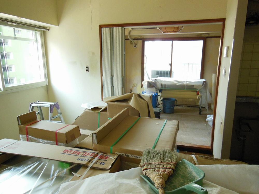 Living. Reform in indoor living (July 2013) Shooting