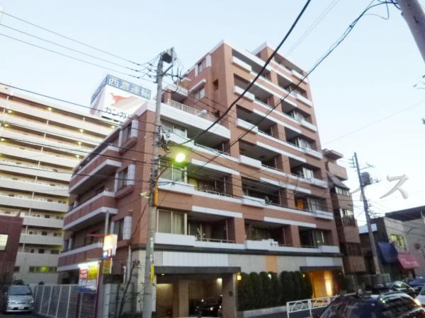 Local appearance photo. 2002 Built! Well-designed high quality apartment!