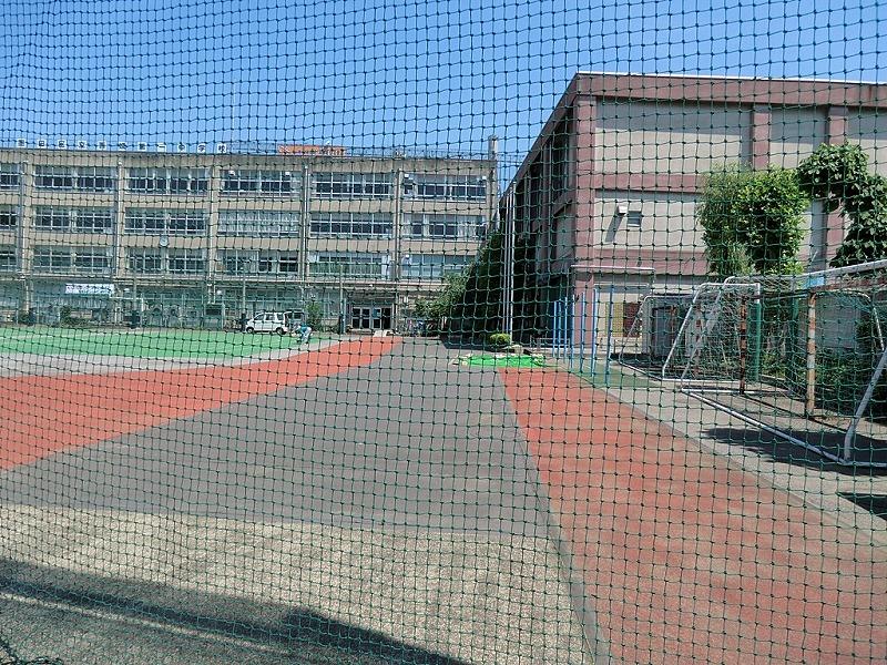 Junior high school. Shingo 嬬第 1050m up to one junior high school