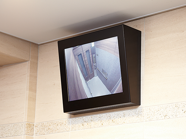 Security.  [Elevator TV monitor] Using a monitor to check the suspicious person in the elevator. It has the effect of suppressing the crime in the elevator. (Same specifications)