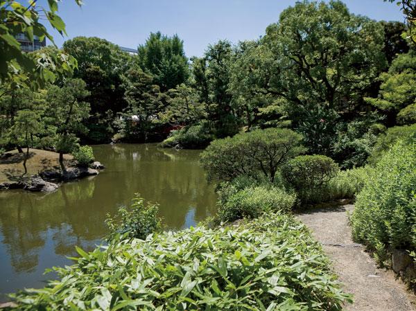 Streets around. 1120m to the old Yasuda garden