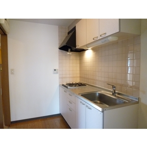Kitchen. *kitchen ~ 2-neck with gas stove ~ *