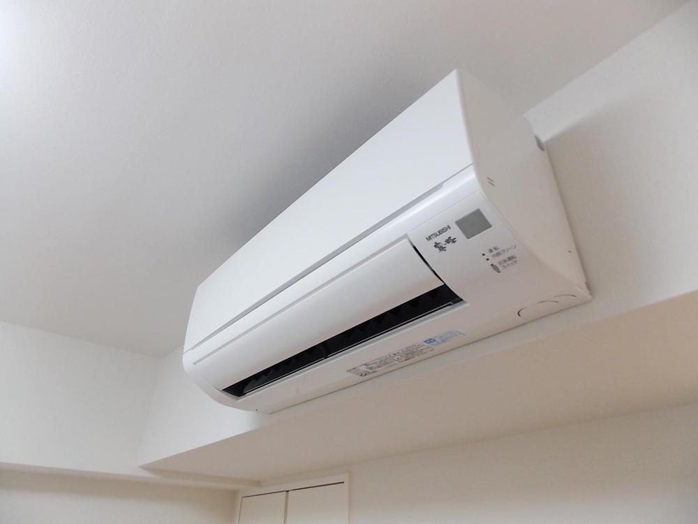 Cooling and heating ・ Air conditioning. It will be presented a single air conditioner newly established.