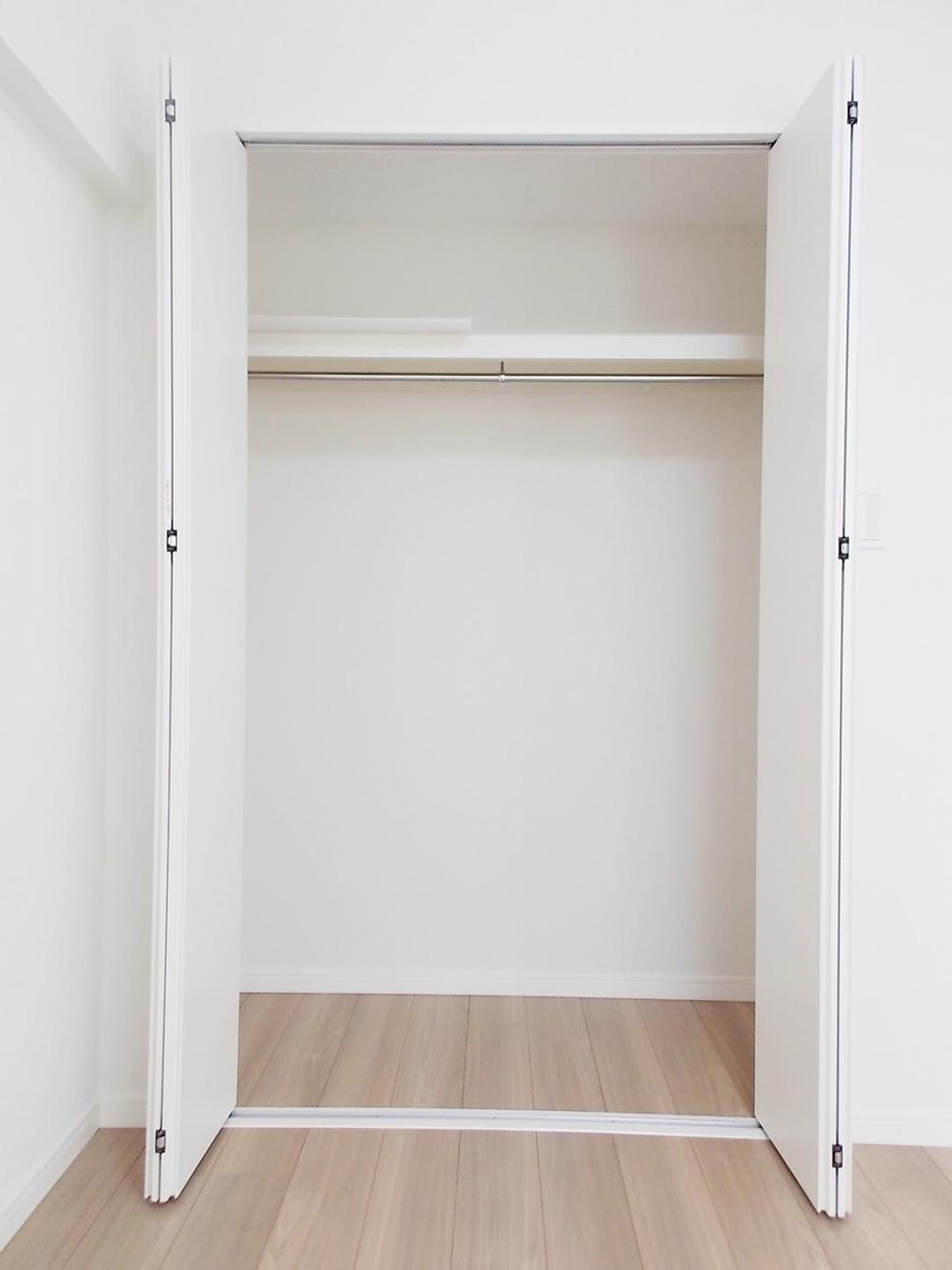 Receipt. Western-style housing also has a depth.