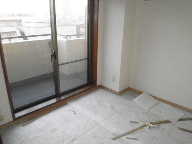 Other room space. Japanese-style room 6 quires. It is under renovation. I'm sorry