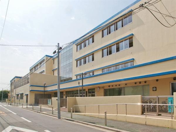 Junior high school. 964m to Sumida Ward Bunka Junior High School