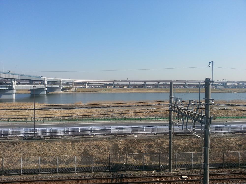 View photos from the dwelling unit. View from local (March 2013) Shooting