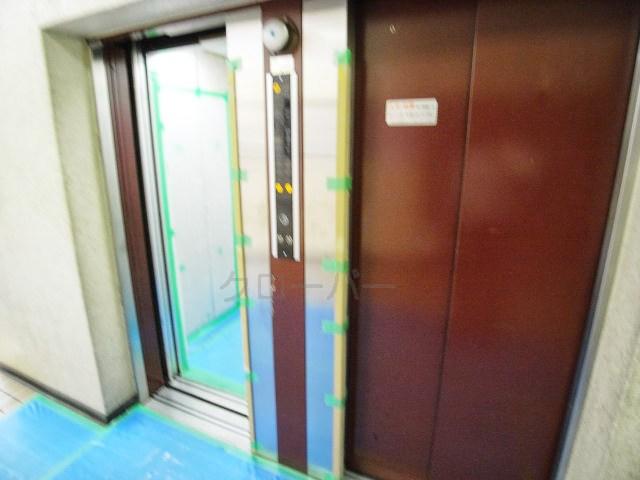 Other common areas. Elevator