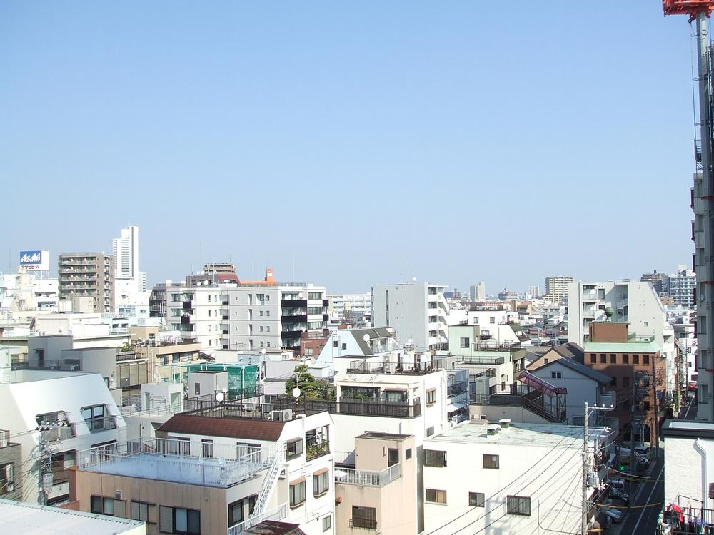 View photos from the dwelling unit. View from the site (November 2013) Shooting