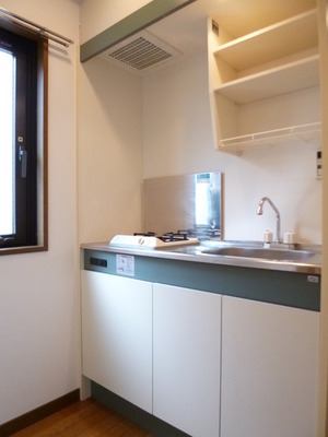 Kitchen. 1 lot gas stoves