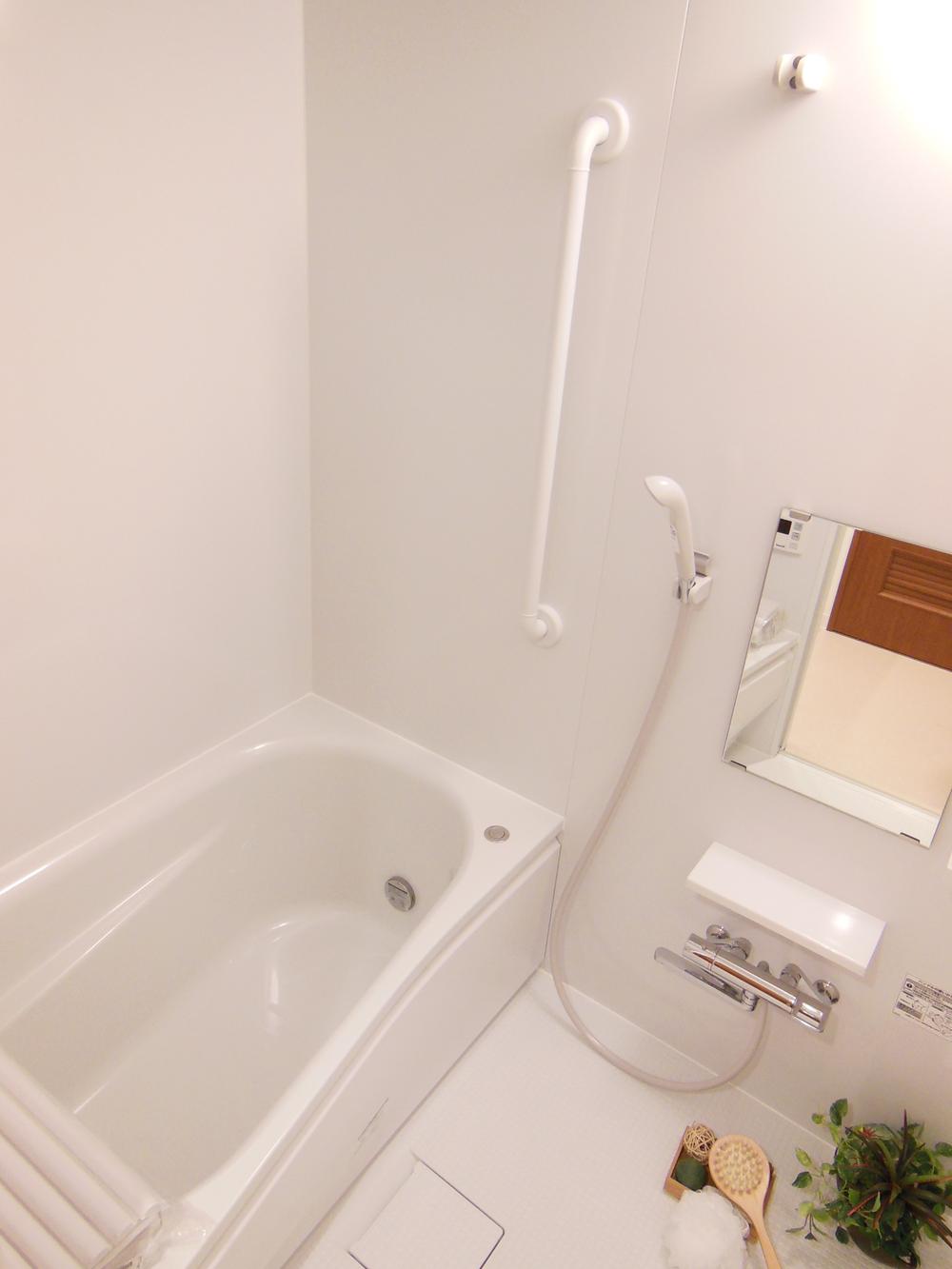Bathroom. Otobasu already replaced (November 2013) Shooting