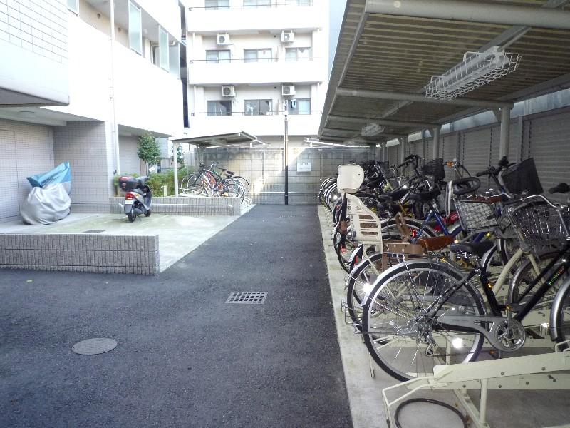 Other common areas. Bicycle-parking space, Mini bike shelter