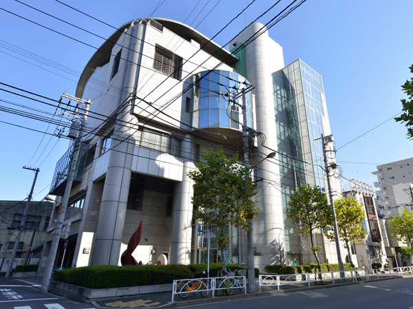 Surrounding environment. Sumida ward office green branch (about 820m ・ 11-minute walk)