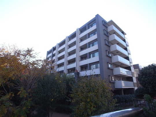 Local appearance photo