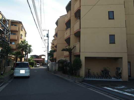 Other local. Frontal road