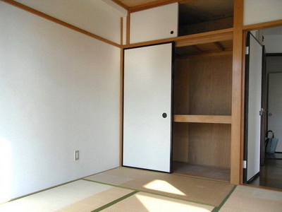 Living and room. Japanese-style room ・ Receipt