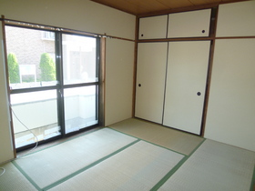 Living and room. 6-mat Japanese-style