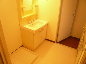 Washroom. There washbasin independent ☆ 