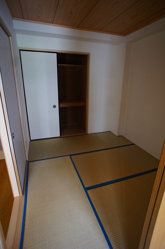 Other room space. Japanese-style room 4.5 tatami