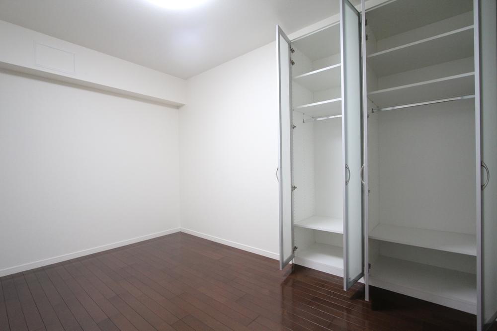 Non-living room. Western style room 6.0 Pledge