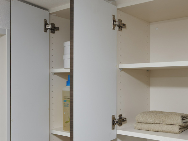 Bathing-wash room.  [Linen cabinet] Convenient linen cabinet installation in the storage such as sanitary supplies. It maintains the integrity of the organized space.