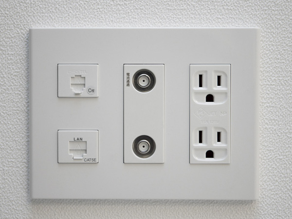 Other.  [Multi-media outlet] Power outlets, Telephone outlet, Established a multi-media outlet that TV outlets will fit in one place in each room. (Same specifications)