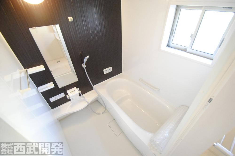 Wash basin, toilet. Hitotsubo ・ Window barrier-free type ventilation drying with machine bathroom