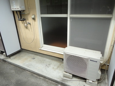 Balcony. Is the Laundry Area in Terrace.