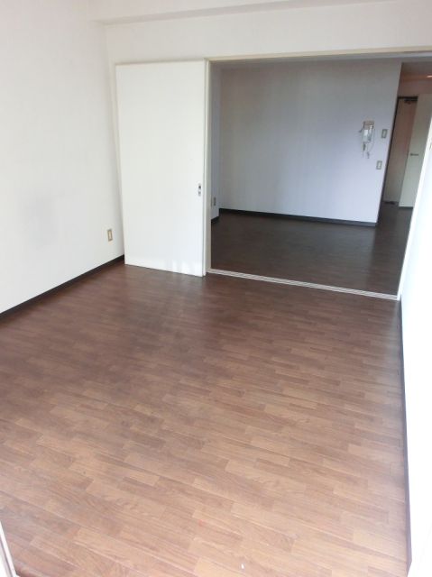 Living and room. Flooring