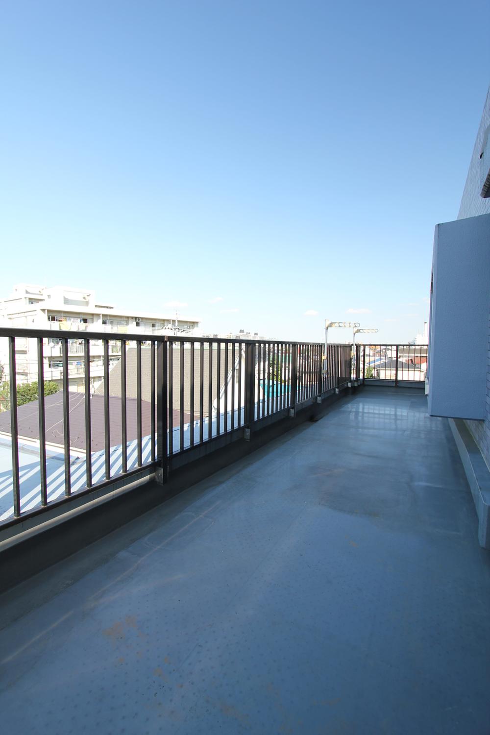 Balcony. roof balcony 18 sq m