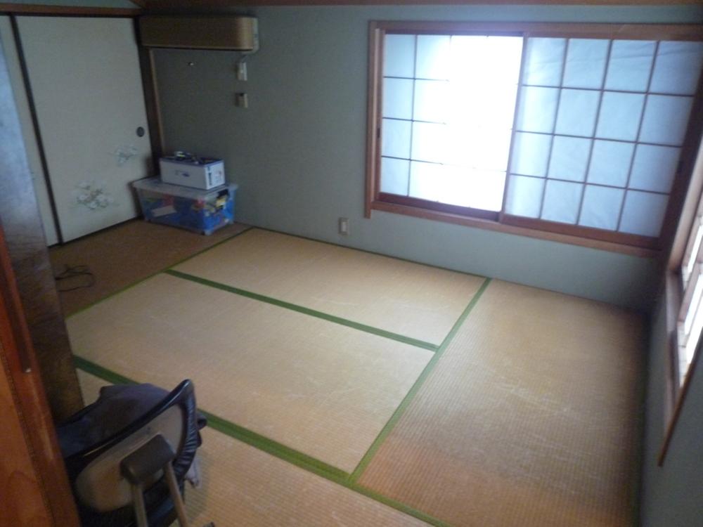 Other introspection. Local (March 2013) Shooting Handy Japanese-style room to the housework.