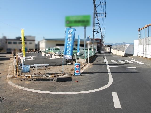 Local photos, including front road. Kamisuna-cho 5-chome, site landscape and contact road situation 2013 / 11 / 30 shooting