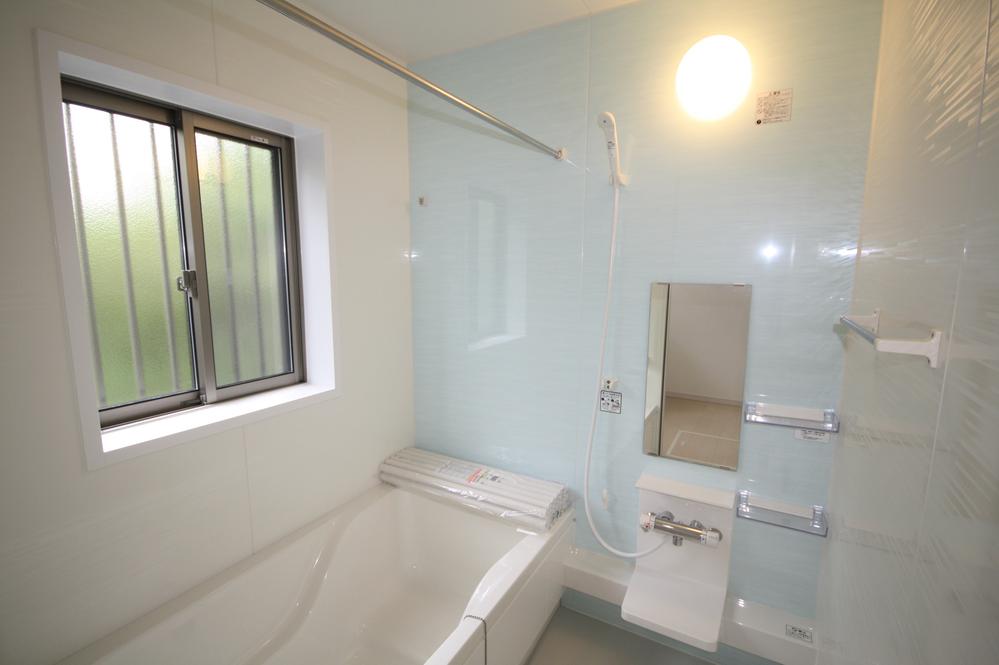 Same specifications photo (bathroom). The company construction cases