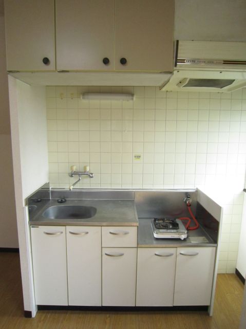 Kitchen. Gas stove can be installed, Storage is also rich