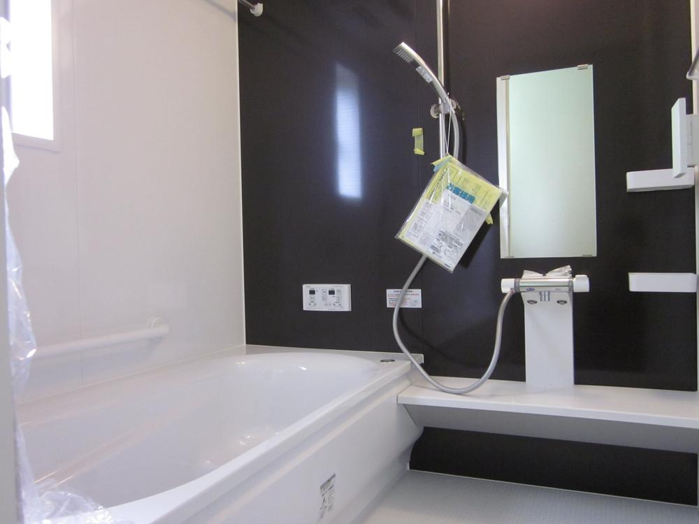 Bathroom. Indoor (10 May 2013) Shooting ※ It will be the example of construction.