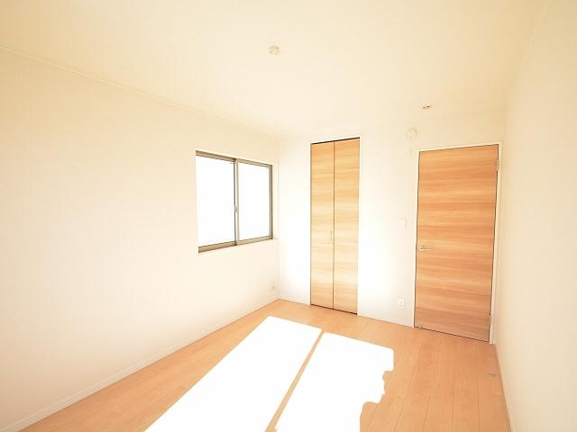 Non-living room. Tachikawa Wakaba-cho 3-chome Building 2 Western style room
