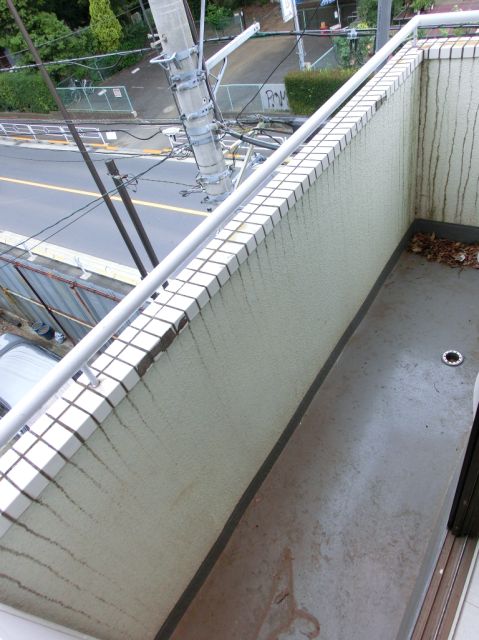 Balcony. Laundry will dry well on the south-facing veranda