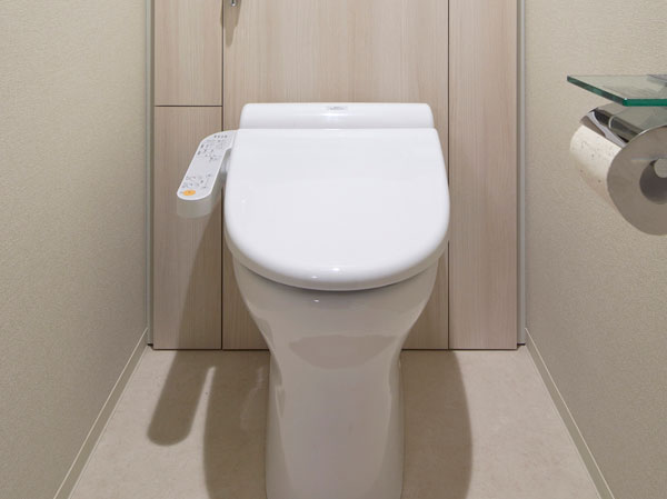 Other.  [To achieve ecological water-saving "water-saving toilet"] Conventional toilet bowl (large 13 liters only) and compared realize about 60% of the water-saving. Ecology & Economy toilet. (Or more posted photos model room (G type design change plan ※ Application deadline Yes ・ Fee) is what was the shooting)