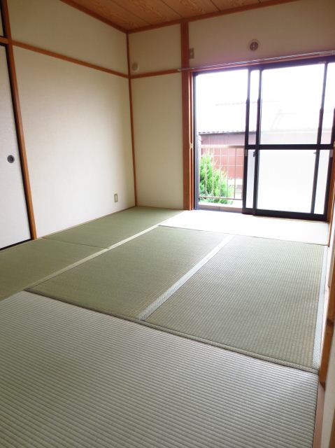 Living and room. 6 Pledge of Japanese-style rooms