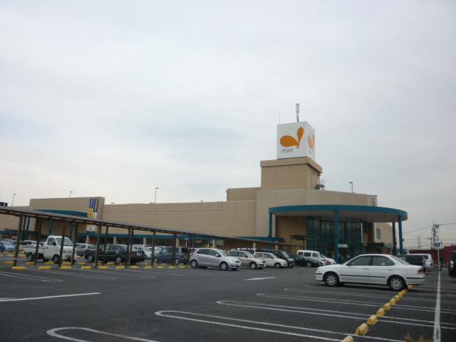 Supermarket. 759m to Daiei Musashimurayama store