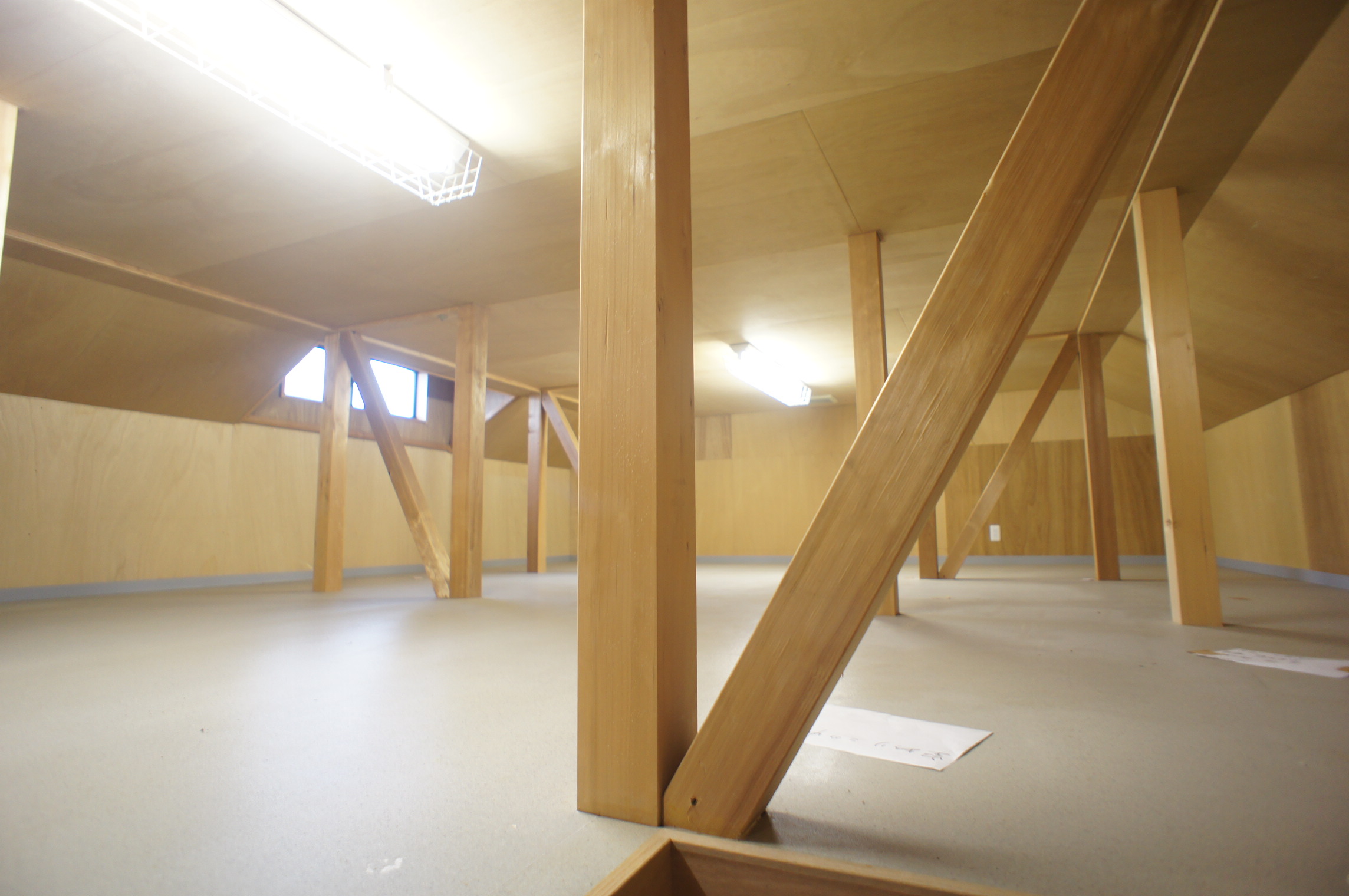 Other room space.  ■ Automatic lifting stairs with loft about 37 Pledge ■ There is also a window.