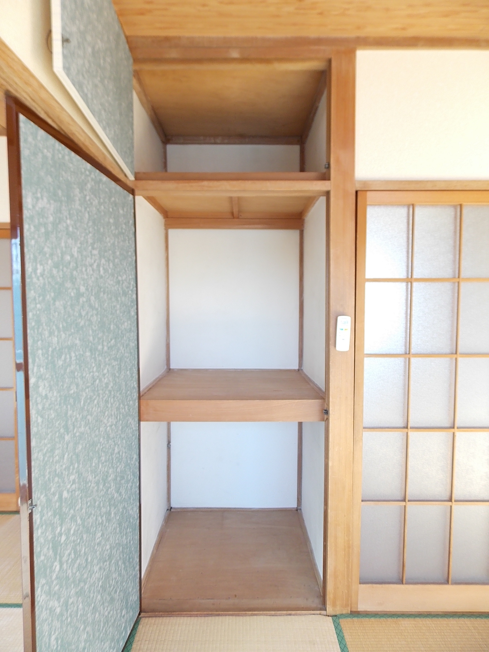 Receipt. 4.5 is the storage of tatami rooms